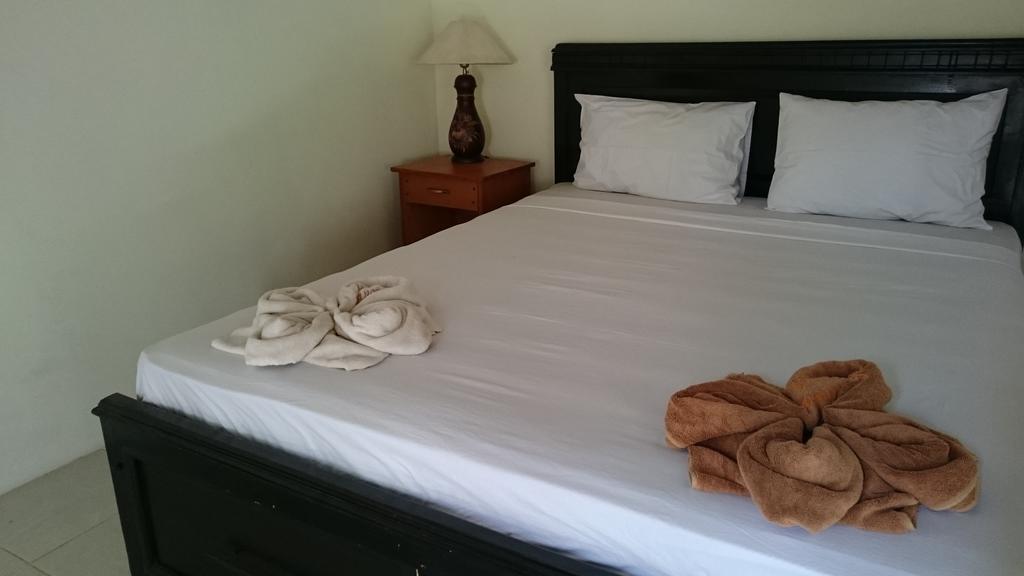 Barracuda Beach Hostel Amed  Bagian luar foto