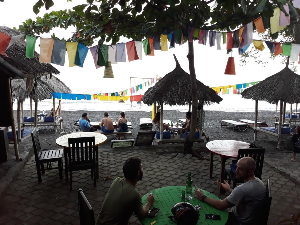 Barracuda Beach Hostel Amed  Bagian luar foto