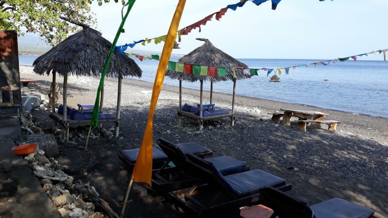 Barracuda Beach Hostel Amed  Bagian luar foto